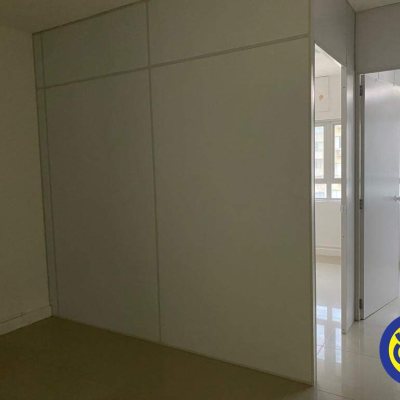 Salas/Conjuntos com 66m², no bairro Centro em Florianópolis