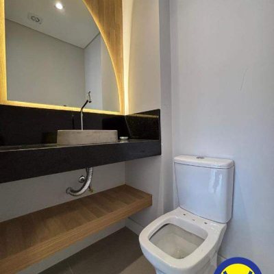 Apartamento com 60m², 2 quartos, 2 suítes, 2 garagens, no bairro Centro em Florianópolis