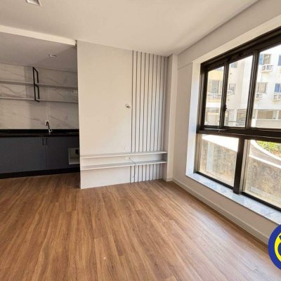 Apartamento com 38m², 1 quarto, 1 garagem, no bairro Saco dos Limões em Florianópolis