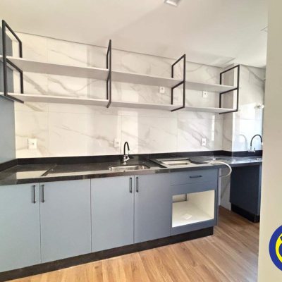 Apartamento com 38m², 1 quarto, 1 garagem, no bairro Saco dos Limões em Florianópolis