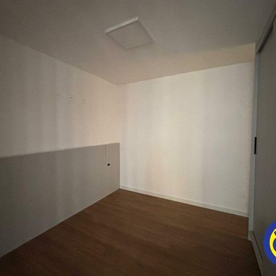 Apartamento com 38m², 1 quarto, 1 garagem, no bairro Saco dos Limões em Florianópolis