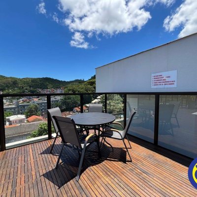 Apartamento com 38m², 1 quarto, 1 garagem, no bairro Saco dos Limões em Florianópolis