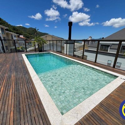 Apartamento com 38m², 1 quarto, 1 garagem, no bairro Saco dos Limões em Florianópolis