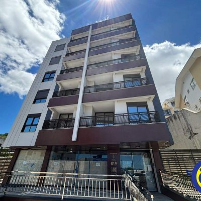 Apartamento com 38m², 1 quarto, 1 garagem, no bairro Saco dos Limões em Florianópolis