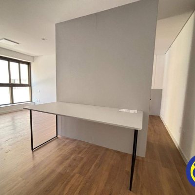 Apartamento com 38m², 1 quarto, 1 garagem, no bairro Saco dos Limões em Florianópolis