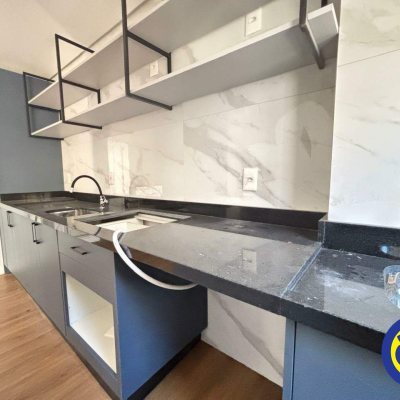 Apartamento com 38m², 1 quarto, 1 garagem, no bairro Saco dos Limões em Florianópolis