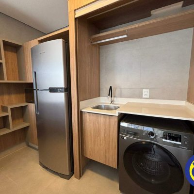 Apartamento com 33m², 1 quarto, 1 garagem, no bairro Trindade em Florianópolis