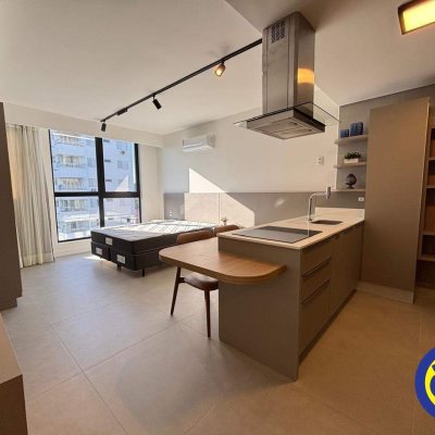 Apartamento com 35m², 1 quarto, 1 garagem, no bairro Trindade em Florianópolis