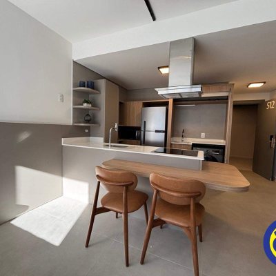 Apartamento com 35m², 1 quarto, 1 garagem, no bairro Trindade em Florianópolis