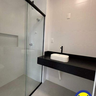 Apartamento com 75m², 1 quarto, 1 garagem, no bairro Coqueiros em Florianópolis