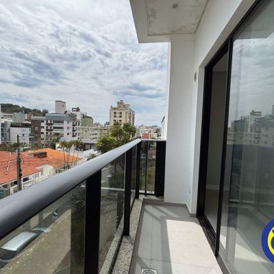Apartamento com 75m², 1 quarto, 1 garagem, no bairro Coqueiros em Florianópolis