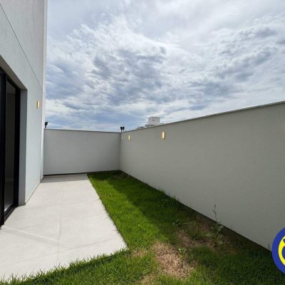 Apartamento com 75m², 1 quarto, 1 garagem, no bairro Coqueiros em Florianópolis