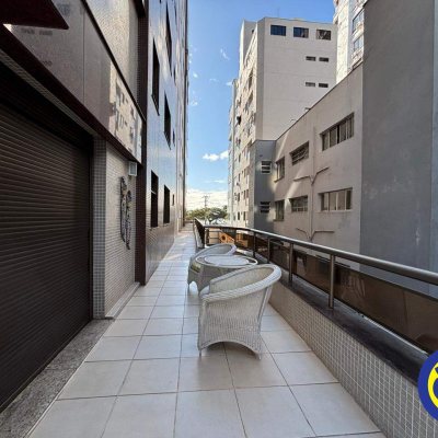 Apartamento com 219m², 3 quartos, 1 suíte, 2 garagens, no bairro Agronômica em Florianópolis