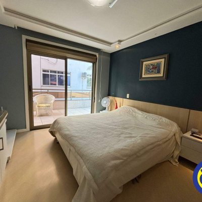 Apartamento com 219m², 3 quartos, 1 suíte, 2 garagens, no bairro Agronômica em Florianópolis