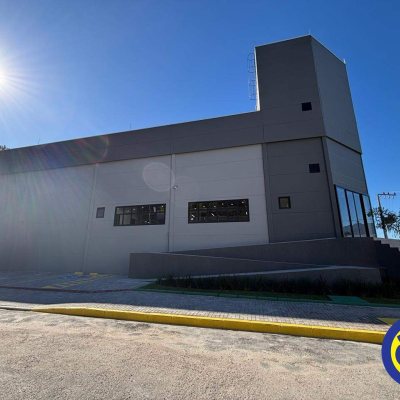 Galpão com 1600m², no bairro Alto Aririu em Palhoça
