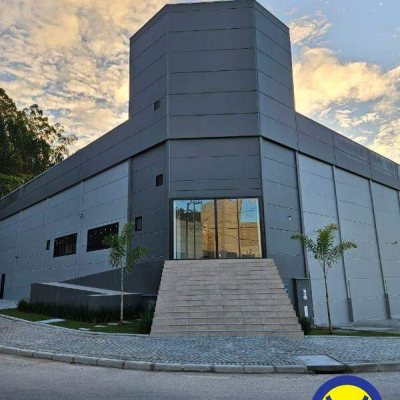 Galpão com 1600m², no bairro Alto Aririu em Palhoça