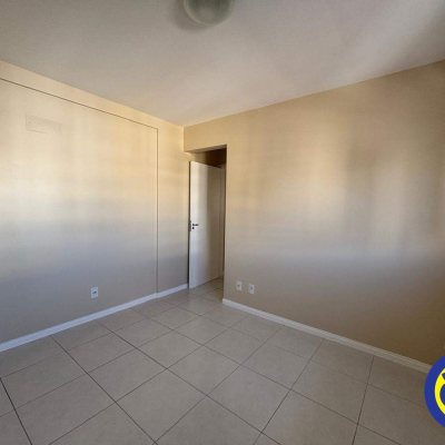 Apartamento com 80m², 2 quartos, 1 suíte, 1 garagem, no bairro Trindade em Florianópolis