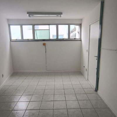 Sala com 80m², no bairro Centro em Florianópolis