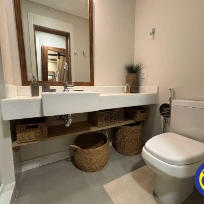 Apartamento com 168m², 2 quartos, 2 suítes, 2 garagens, no bairro Jurerê Internacional em Florianópolis