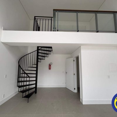 Loja com 34m², no bairro Jurerê em Florianópolis