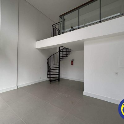 Loja com 34m², no bairro Jurerê em Florianópolis