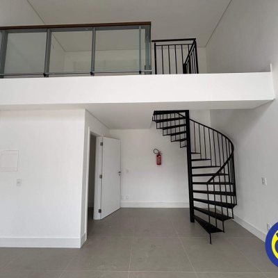 Loja com 34m², no bairro Jurerê em Florianópolis