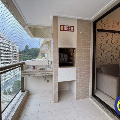 Apartamento com 69m², 2 quartos, 1 suíte, 2 garagens, no bairro Itacorubi em Florianópolis