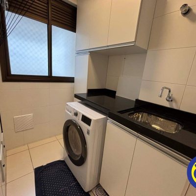 Apartamento com 69m², 2 quartos, 1 suíte, 2 garagens, no bairro Itacorubi em Florianópolis