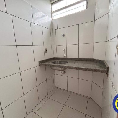 Galpão com 1920m², no bairro Passa Vinte em Palhoça