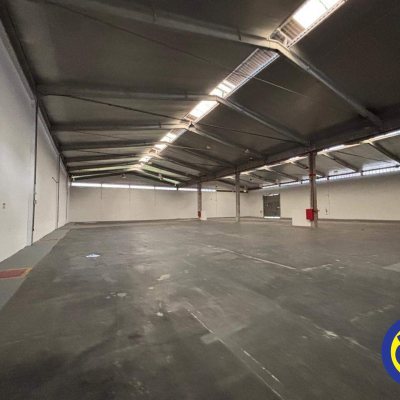 Galpão com 1920m², no bairro Passa Vinte em Palhoça