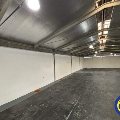 Galpão com 1920m², no bairro Passa Vinte em Palhoça