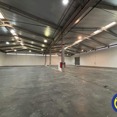 Galpão com 1920m², no bairro Passa Vinte em Palhoça
