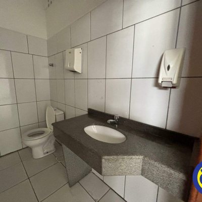 Galpão com 1920m², no bairro Passa Vinte em Palhoça