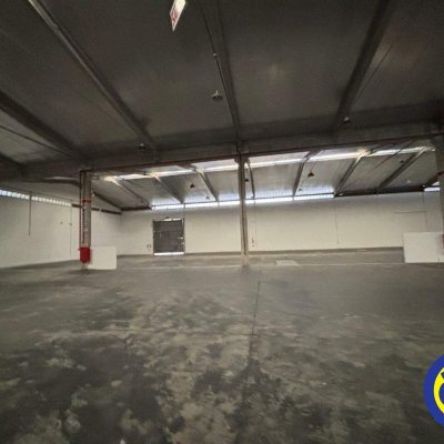 Galpão com 1920m², no bairro Passa Vinte em Palhoça