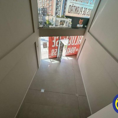 Loja com 228m², 4 garagens, no bairro Trindade em Florianópolis