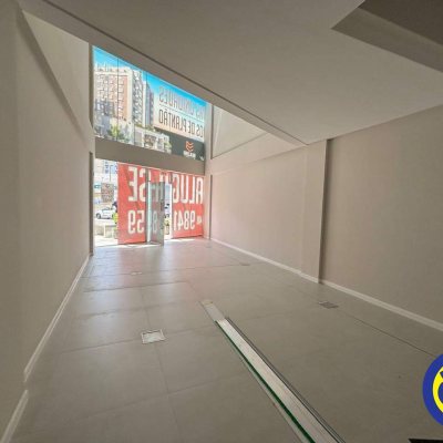 Loja com 228m², 4 garagens, no bairro Trindade em Florianópolis