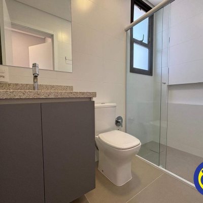 Apartamento com 60m², 2 quartos, 2 suítes, 1 garagem, no bairro Centro em Florianópolis