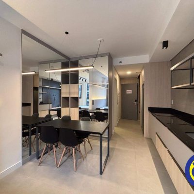 Apartamento com 31m², 1 quarto, no bairro Trindade em Florianópolis