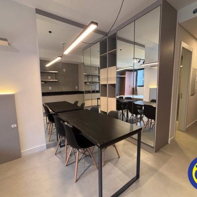 Apartamento com 31m², 1 quarto, no bairro Trindade em Florianópolis