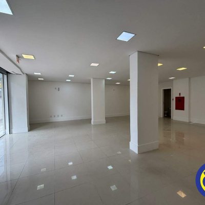 Loja com 85m², 1 garagem, no bairro Centro em Florianópolis