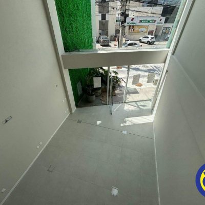 Loja com 79m², 2 garagens, no bairro Trindade em Florianópolis