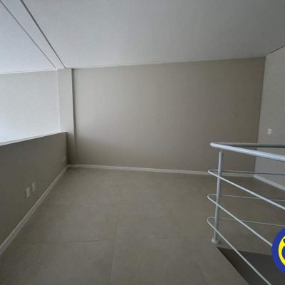 Loja com 79m², 2 garagens, no bairro Trindade em Florianópolis