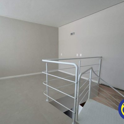 Loja com 79m², 2 garagens, no bairro Trindade em Florianópolis