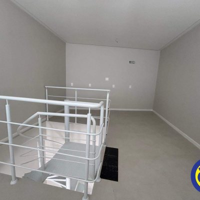 Loja com 77m², 1 garagem, no bairro Trindade em Florianópolis