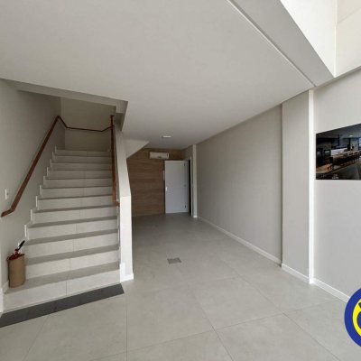 Loja com 79m², 1 garagem, no bairro Trindade em Florianópolis