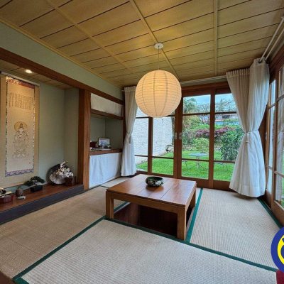 Casa com 220m², 4 quartos, 3 suítes, 2 garagens, no bairro Sambaqui em Florianópolis