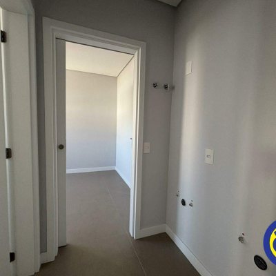 Apartamento com 113m², 3 quartos, 1 suíte, 1 garagem, no bairro Centro em Florianópolis