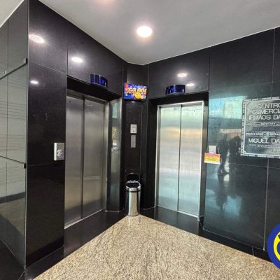 Salas/Conjuntos com 23m², no bairro Centro em Florianópolis