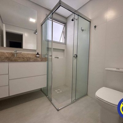 Apartamento com 123m², 3 quartos, 1 suíte, 2 garagens, no bairro Centro em Florianópolis