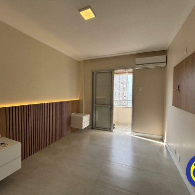 Apartamento com 123m², 3 quartos, 1 suíte, 2 garagens, no bairro Centro em Florianópolis